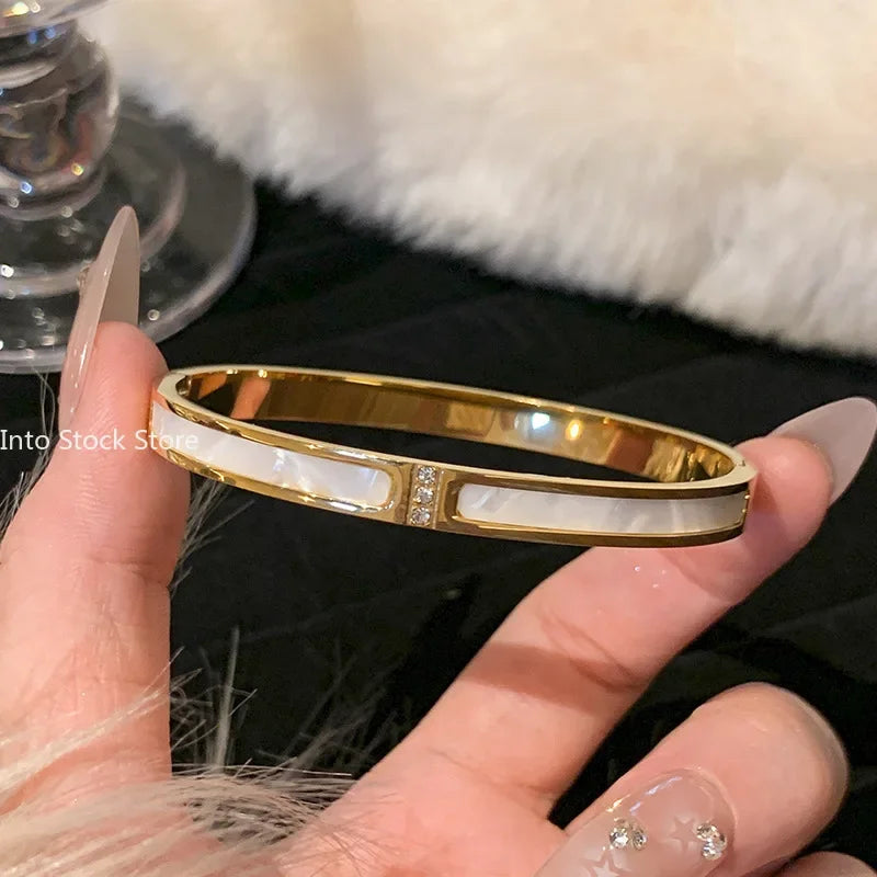 Gold Plated Bracelet White Fritillary Shell Bracelet Luxury Design
